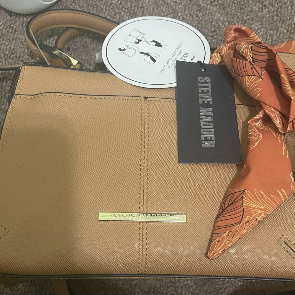 BRAND NEW STEVE MADDEN BAG